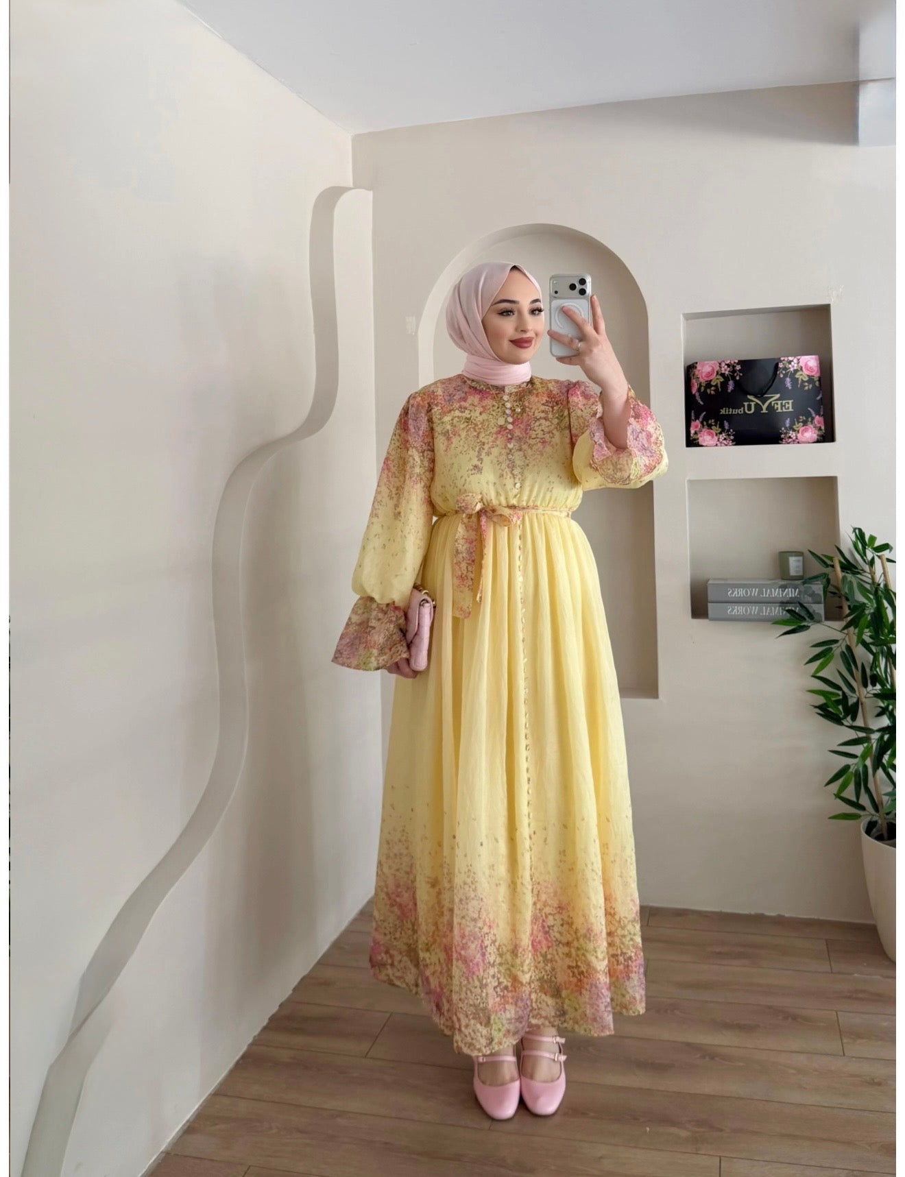LINA FLORAL DRESS
- YELLOW