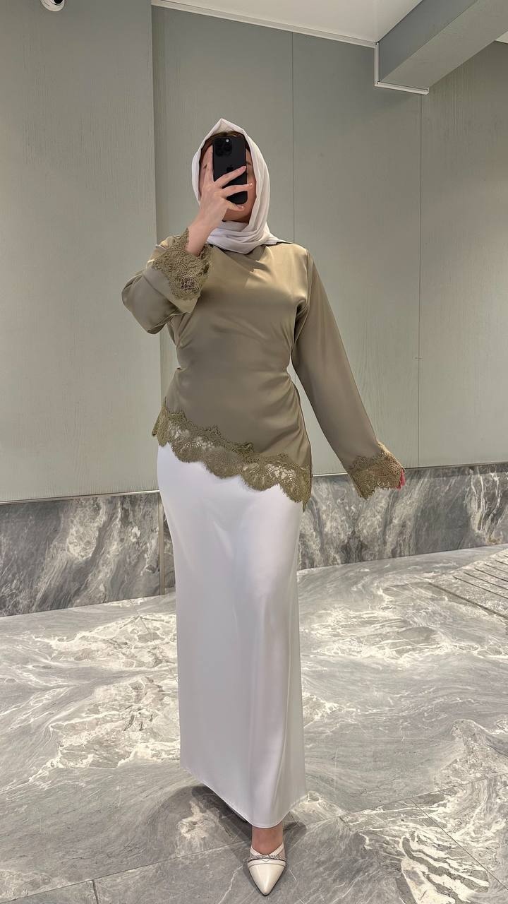 ASSYMETRICAL LACE SATIN TOP - OLIVE TAUPE