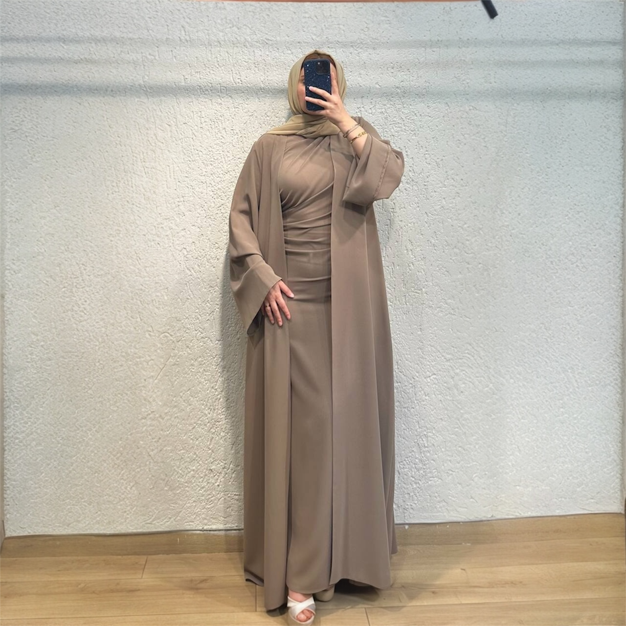 ROYA ABAYA