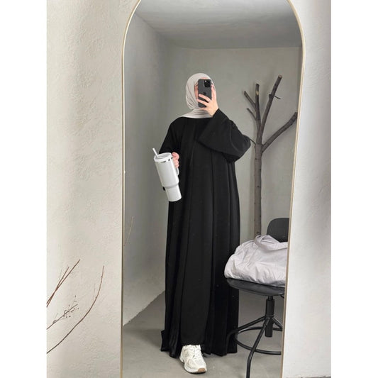 NOURA LUXE WINTER ABAYA (PRE-ORDER)
